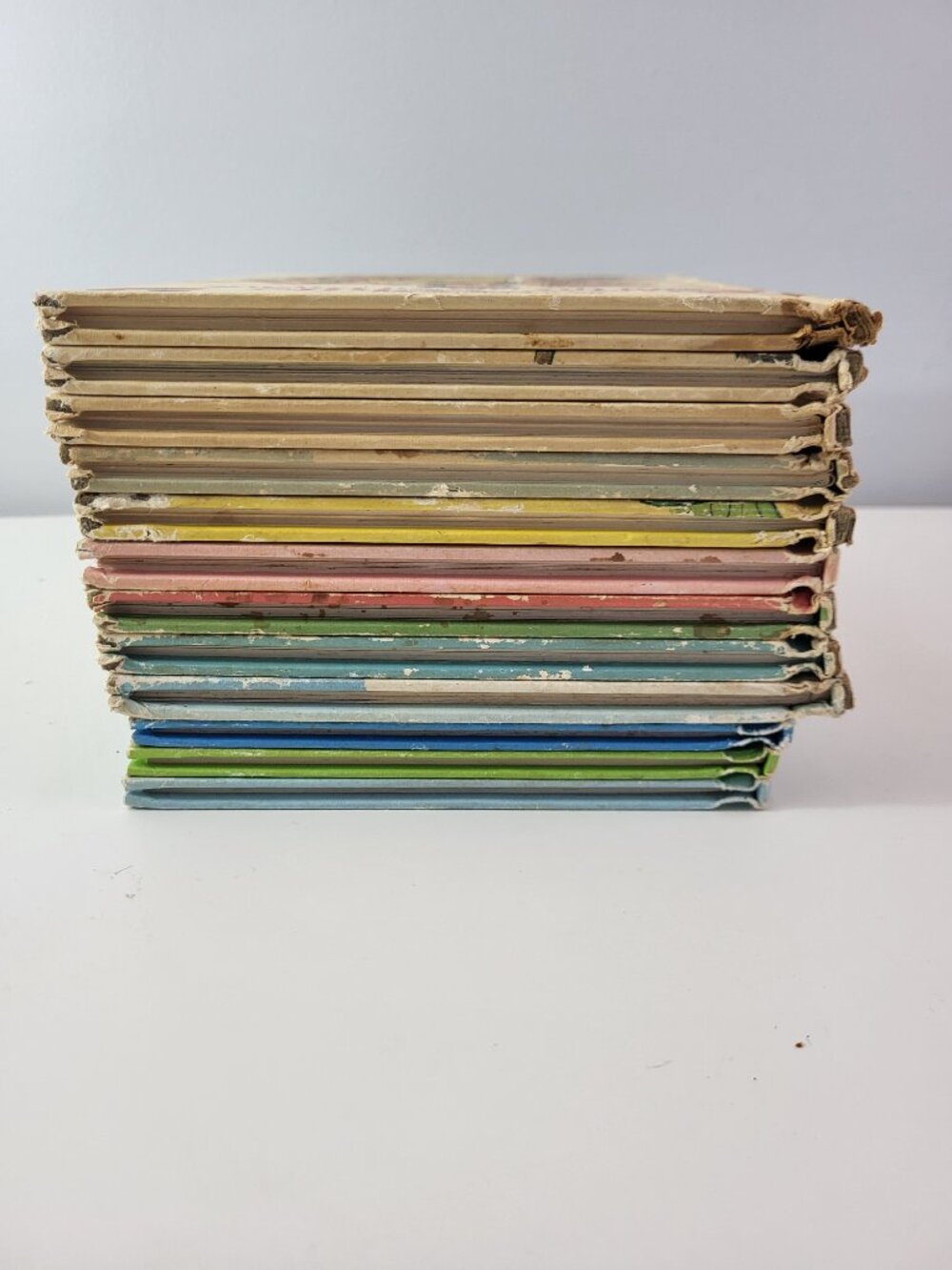 Lot of 12 Vintage Walt Disney's Wonderful World of Reading Children's Books - Picture 10 of 11